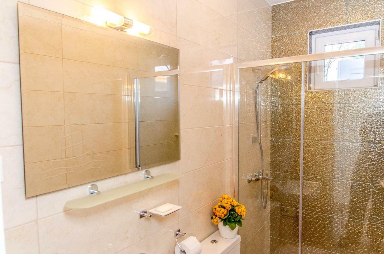 Suite By The Beach Cavtat Buitenkant foto